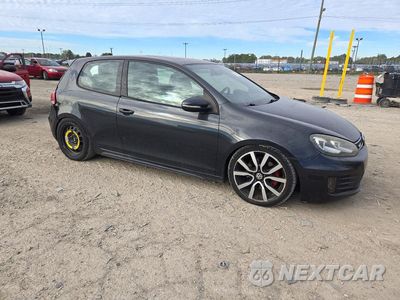 Czwarte zdjęcie samochodu z boku: 2012 VOLKSWAGEN GTI VIN:WVWFV7AJ8CW182656 - miniatura