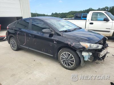 Czwarte zdjęcie samochodu z boku: 2020 HYUNDAI IONIQ SE VIN:KMHC75LJXLU060726 - miniatura
