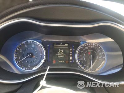 Zdjęcie 9 z 12 samochodu: 2015 CHRYSLER 200 LIMITED VIN:1C3CCCAB7FN531220 - miniatura