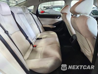 Zdjęcie 10 z 13 samochodu: 2020 HONDA ACCORD LX VIN:1HGCV1F16LA086404 - miniatura