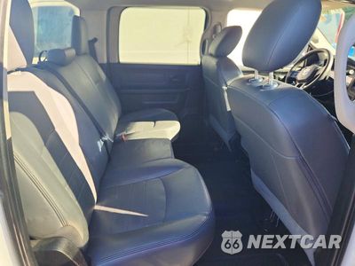 Zdjęcie 10 z 12 samochodu: 2017 RAM 3500 ST VIN:3C63RRGJ9HG566629 - miniatura