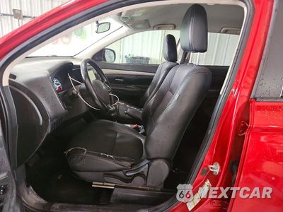 Zdjęcie 7 z 13 samochodu: 2015 MITSUBISHI OUTLANDER SE VIN:JA4AD3A34FZ001282 - miniatura