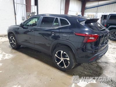 Drugie zdjęcie samochodu z przodu: 2024 CHEVROLET TRAX 1RS VIN:KL77LGE23RC215891 - miniatura