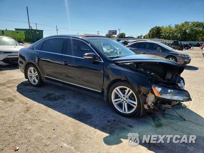Czwarte zdjęcie samochodu z boku: 2014 VOLKSWAGEN PASSAT SEL VIN:1VWCN7A34EC098131 - miniatura