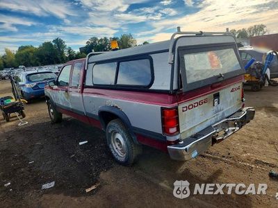 Drugie zdjęcie samochodu z przodu: 1996 DODGE DAKOTA VIN:1B7GG23Y9TS565895 - miniatura