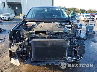 Piąte zdjęcie samochodu w środku: 2019 AUDI Q7 PREMIUM PLUS VIN:WA1LAAF78KD044998 - miniatura