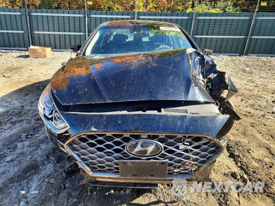 Piąte zdjęcie samochodu w środku: 2019 HYUNDAI SONATA LIMITED VIN:5NPE34AF3KH808002 - miniatura