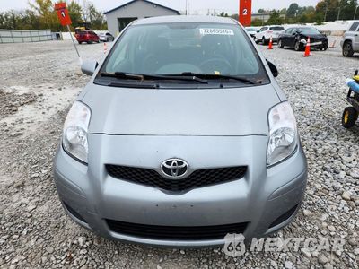 Piąte zdjęcie samochodu w środku: 2009 TOYOTA YARIS BASE VIN:JTDKT903995244017 - miniatura