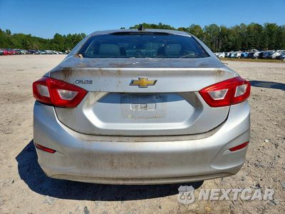 Zdjęcie 6 z 12 samochodu: 2017 CHEVROLET CRUZE LS VIN:1G1BC5SM6H7180173 - miniatura