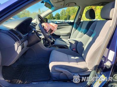 Zdjęcie 7 z 12 samochodu: 2006 HONDA ACCORD SE VIN:1HGCM56366A030995 - miniatura