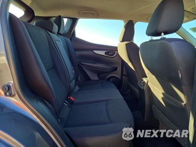 Zdjęcie 11 z 13 samochodu: 2019 NISSAN ROGUE SPORT S VIN:JN1BJ1CP8KW211695 - miniatura