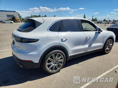 Trzecie zdjęcie samochodu z tyłu: 2019 PORSCHE CAYENNE SE HYBRID VIN:WP1AE2AY1KDA51653 - miniatura