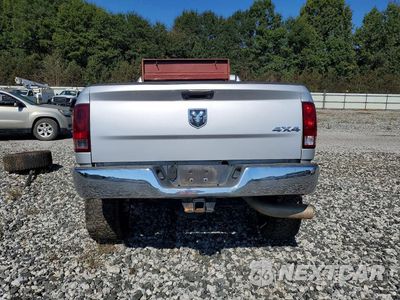 Zdjęcie 6 z 13 samochodu: 2018 RAM 2500 ST VIN:3C6UR5CL1JG175288 - miniatura