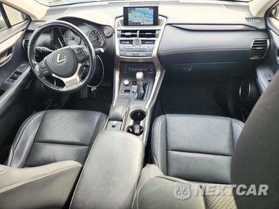 Zdjęcie 8 z 13 samochodu: 2017 LEXUS NX 200T BASE VIN:JTJBARBZXH2129964 - miniatura