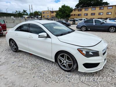 Czwarte zdjęcie samochodu z boku: 2014 MERCEDES-BENZ CLA 250 VIN:WDDSJ4EB4EN061813 - miniatura