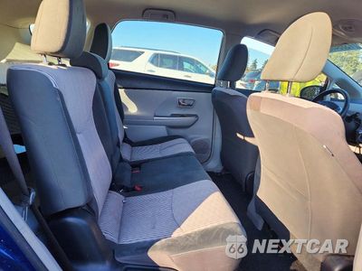 Zdjęcie 11 z 14 samochodu: 2015 TOYOTA PRIUS V THREE VIN:JTDZN3EU3FJ030554 - miniatura