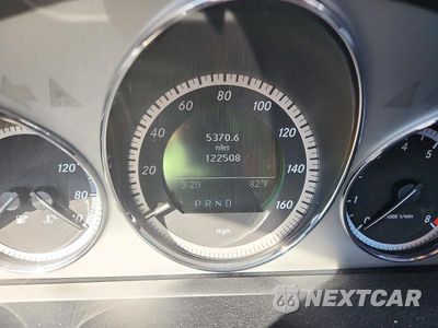 Zdjęcie 9 z 12 samochodu: 2011 MERCEDES-BENZ C 300 4MATIC VIN:WDDGF8BB4BR146951 - miniatura