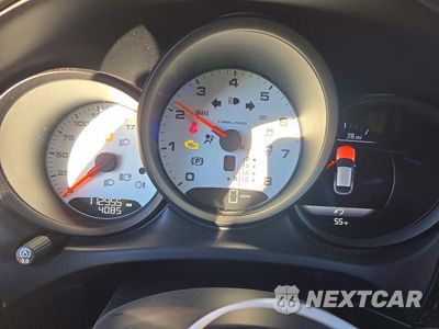 Zdjęcie 9 z 13 samochodu: 2016 PORSCHE MACAN S VIN:WP1AB2A50GLB54767 - miniatura