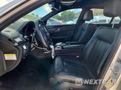 Zdjęcie 7 z 12 samochodu: 2010 MERCEDES-BENZ E 550 VIN:WDDHF7CB4AA197957 - miniatura