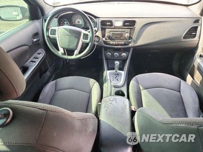 Zdjęcie 8 z 12 samochodu: 2014 CHRYSLER 200 TOURING VIN:1C3CCBBG9EN179843 - miniatura