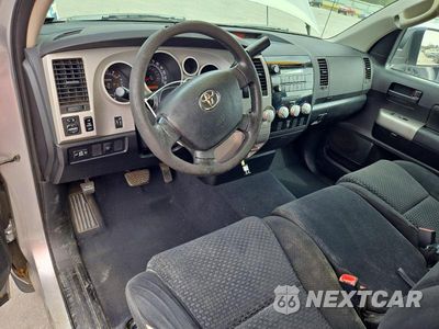 Zdjęcie 8 z 12 samochodu: 2007 TOYOTA TUNDRA SR5 VIN:5TFBT54177X006511 - miniatura
