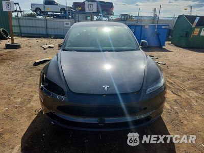 Piąte zdjęcie samochodu w środku: 2024 TESLA MODEL 3 VIN:5YJ3E1EA0RF820471 - miniatura
