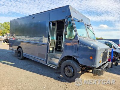 Czwarte zdjęcie samochodu z boku: 2020 FREIGHTLINER MT45G CHASSIS DELIVERY TRUCK VIN:4UZAC2EA5LCMH8062 - miniatura