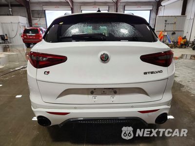 Zdjęcie 6 z 13 samochodu: 2022 ALFA ROMEO STELVIO TI VIN:ZASPAKBN4N7D28401 - miniatura