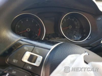 Zdjęcie 9 z 12 samochodu: 2015 VOLKSWAGEN JETTA BASE VIN:3VW2K7AJ5FM254423 - miniatura