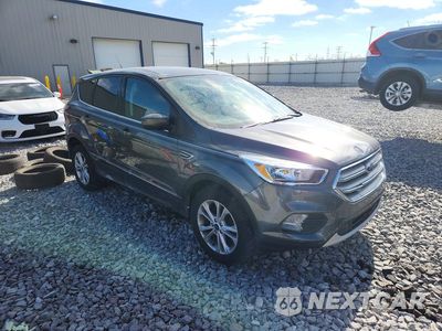 Czwarte zdjęcie samochodu z boku: 2017 FORD ESCAPE SE VIN:1FMCU0GDXHUE88030 - miniatura