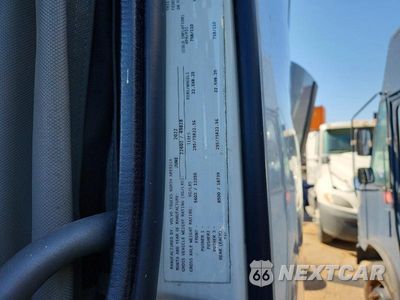 Zdjęcie 13 z 14 samochodu: 2023 VOLVO VN VNL - SEMI TRUCK VIN:4V4NC9EH7PN611192 - miniatura