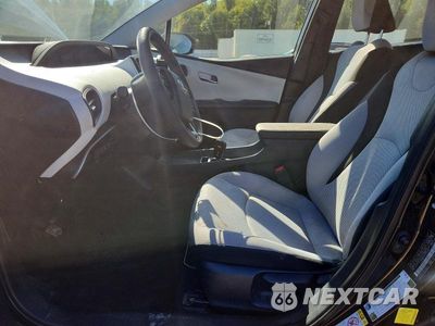 Zdjęcie 7 z 13 samochodu: 2020 TOYOTA PRIUS LE VIN:JTDKARFU7L3109451 - miniatura