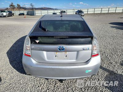 Zdjęcie 6 z 12 samochodu: 2014 TOYOTA PRIUS PLUG-IN HYBRID BASE VIN:JTDKN3DP2E3052240 - miniatura