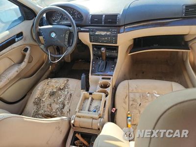 Zdjęcie 8 z 13 samochodu: 2004 BMW 325 I VIN:WBAET37464NJ96023 - miniatura