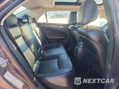 Zdjęcie 10 z 12 samochodu: 2019 CHRYSLER 300 LIMITED VIN:2C3CCAEG2KH533518 - miniatura