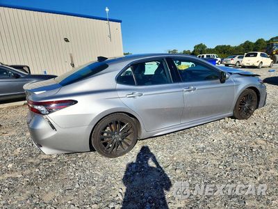 Trzecie zdjęcie samochodu z tyłu: 2022 TOYOTA CAMRY XSE VIN:4T1K61AK4NU021152 - miniatura
