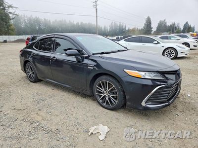 Czwarte zdjęcie samochodu z boku: 2021 TOYOTA CAMRY XLE VIN:4T1F31AK5MU562767 - miniatura