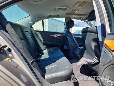 Zdjęcie 10 z 12 samochodu: 2006 MERCEDES-BENZ E 350 VIN:WDBUF56J16A957932 - miniatura