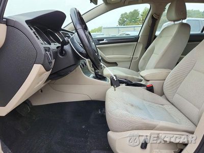Zdjęcie 7 z 13 samochodu: 2018 VOLKSWAGEN GOLF SPORTWAGEN S VIN:3VWD17AU3JM766860 - miniatura