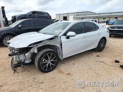 2023 TOYOTA CAMRY SE 4T1G11AK8PU187858 - główne zdjęcie licytacji z USA - miniatura