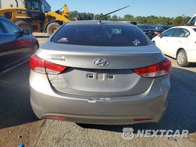 Zdjęcie 6 z 12 samochodu: 2013 HYUNDAI ELANTRA GLS VIN:KMHDH4AE9DU760465 - miniatura