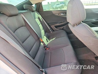 Zdjęcie 10 z 13 samochodu: 2021 CHEVROLET MALIBU RS VIN:1G1ZG5ST4MF041573 - miniatura