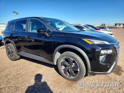 Czwarte zdjęcie samochodu z boku: 2025 NISSAN ROGUE SV VIN:5N1BT3BA6SC828865 - miniatura