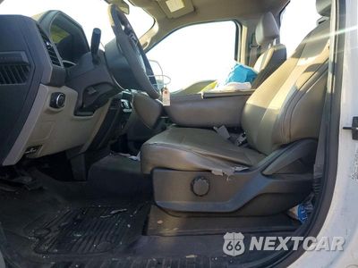 Zdjęcie 7 z 12 samochodu: 2019 FORD F550 SUPER - TRUCK CAB AND CHASSIS VIN:1FDUF5GY2KEF21862 - miniatura