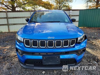 Piąte zdjęcie samochodu w środku: 2025 JEEP COMPASS LATITUDE VIN:3C4NJDBN1ST600874 - miniatura