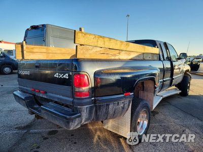 Trzecie zdjęcie samochodu z tyłu: 1998 DODGE RAM 3500 VIN:1B7MF33W6WJ225754 - miniatura