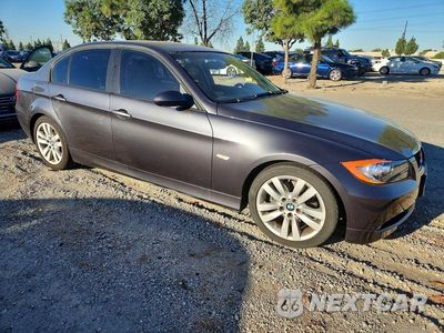 Czwarte zdjęcie samochodu z boku: 2008 BMW 328 I SULEV VIN:WBAVC53558FZ88304 - miniatura
