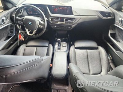 Zdjęcie 8 z 12 samochodu: 2022 BMW 228I VIN:WBA53AK00N7K00145 - miniatura