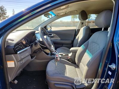 Zdjęcie 7 z 12 samochodu: 2021 KIA NIRO LX VIN:KNDCB3LC5M5477384 - miniatura
