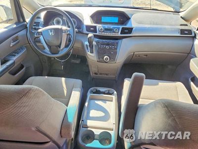 Zdjęcie 8 z 13 samochodu: 2011 HONDA ODYSSEY EX VIN:5FNRL5H45BB081858 - miniatura